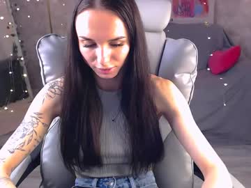 Stream thumbnail nicolemerz