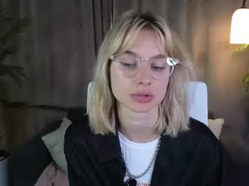 Stream thumbnail nora_moreau
