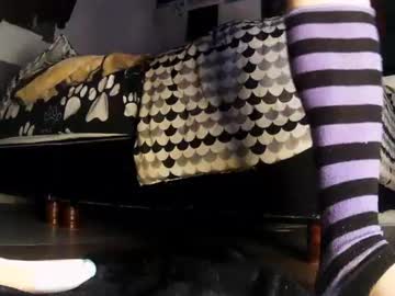Stream thumbnail novafemboyfeet