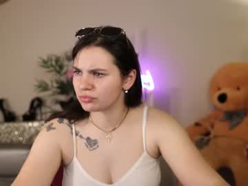 Stream thumbnail novahollis