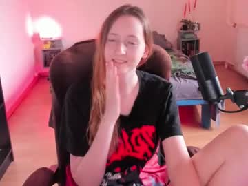 Stream thumbnail oddlyfamiliar