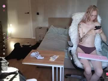Stream thumbnail ola_dushek