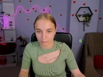 Stream thumbnail ollivia_dream