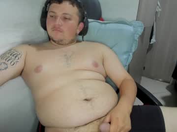 Stream thumbnail onewhiteboichub