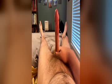 Stream thumbnail onmyknees007
