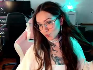 Stream thumbnail petal_dust_