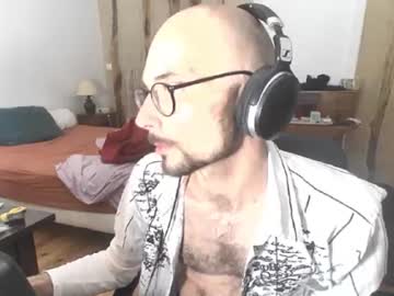 Stream thumbnail plsmakemynight