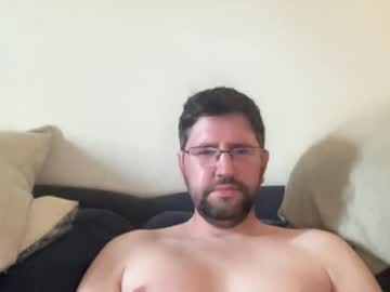 Stream thumbnail previewh