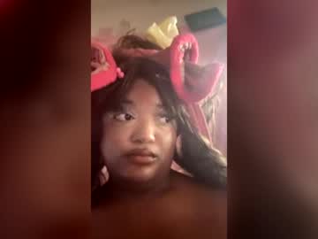 Stream thumbnail princesscarrie01