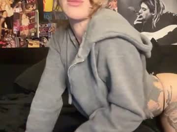 Stream thumbnail princesscherries