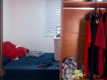 Stream thumbnail promuscles4u