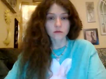 Stream thumbnail queencrimsonlvx