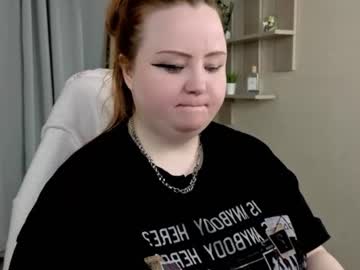 Stream thumbnail razoom_emma