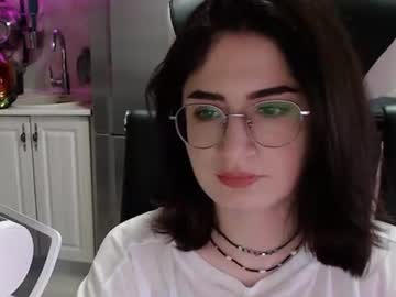 Stream thumbnail regina_glow