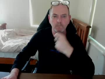 Stream thumbnail richie_de