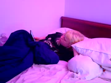 Stream thumbnail roughcoupletv