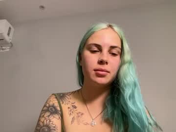Stream thumbnail rowenaa