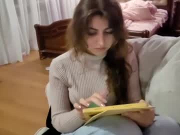 Stream thumbnail roxannlouden