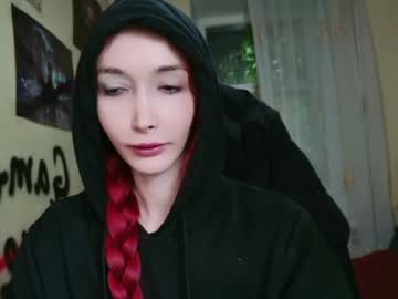 Stream thumbnail roxy_silver