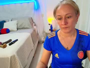 Stream thumbnail samanta_stone69