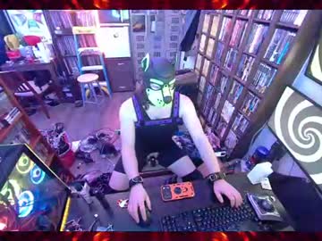 Stream thumbnail saphykitten