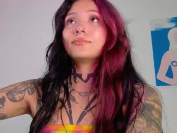 Stream thumbnail sara_queen9