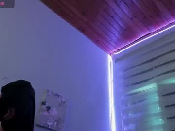 Stream thumbnail sara_red_x1