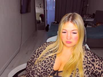 Stream thumbnail sarahmils