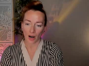 Stream thumbnail save_the_qween