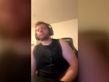 Stream thumbnail selfmademax579471