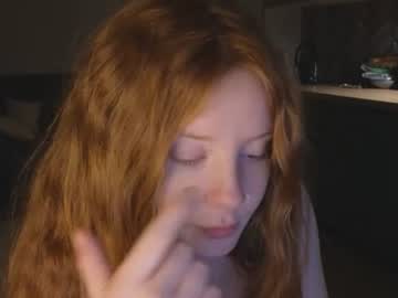 Stream thumbnail selinamarou