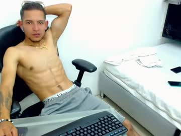 Stream thumbnail sexy__boy__777