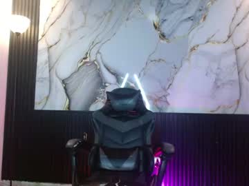 Stream thumbnail skart_bigcock