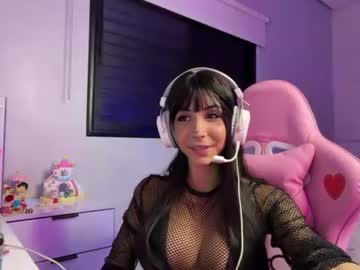 Stream thumbnail skylecherry