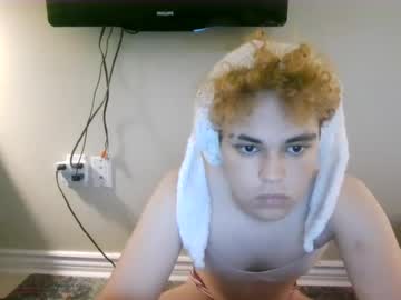 Stream thumbnail sluttyfemboii