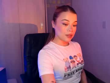 Stream thumbnail sophieee01