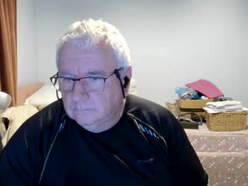 Stream thumbnail springtine
