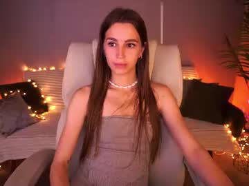 Stream thumbnail stellahoneywell