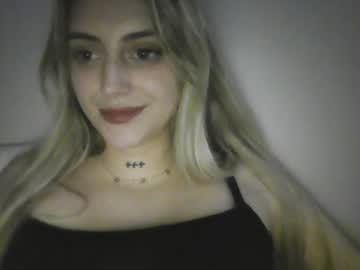 Stream thumbnail stellakinkygirl