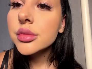 Stream thumbnail stellaroyce