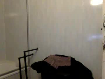 Stream thumbnail straightupass