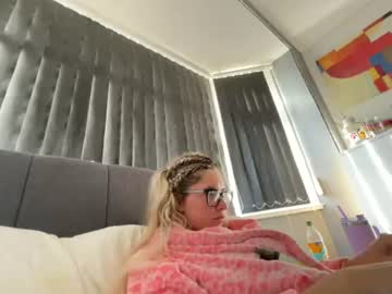 Stream thumbnail subelliexx
