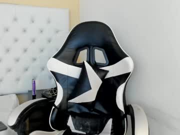 Stream thumbnail sue_stark