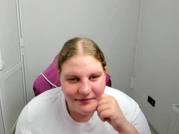 Stream thumbnail sweet_karla_la