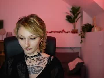 Stream thumbnail tattooedblondee18