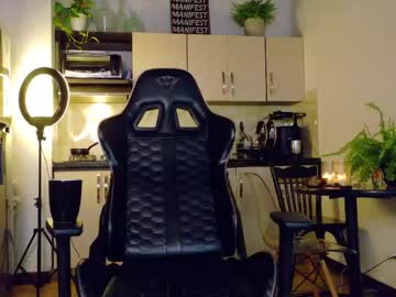 Stream thumbnail the_walkers_