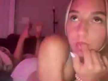 Stream thumbnail thebellahart