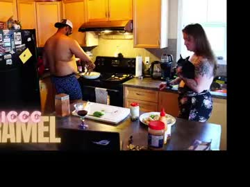 Stream thumbnail thiccccaramel