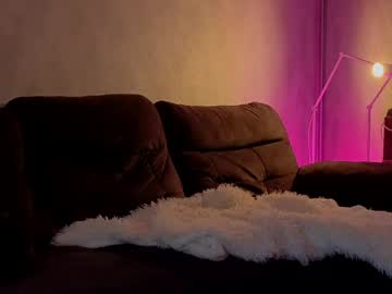 Stream thumbnail tia__moon