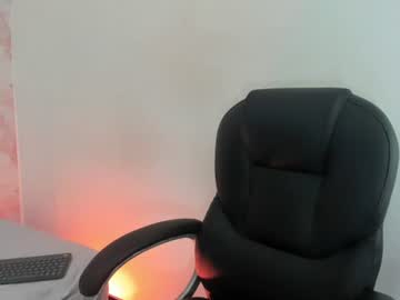 Stream thumbnail tiffany_owens